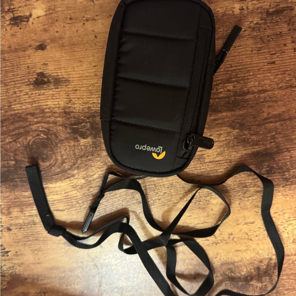 Mini Camera Case! - Picture 3 of 5